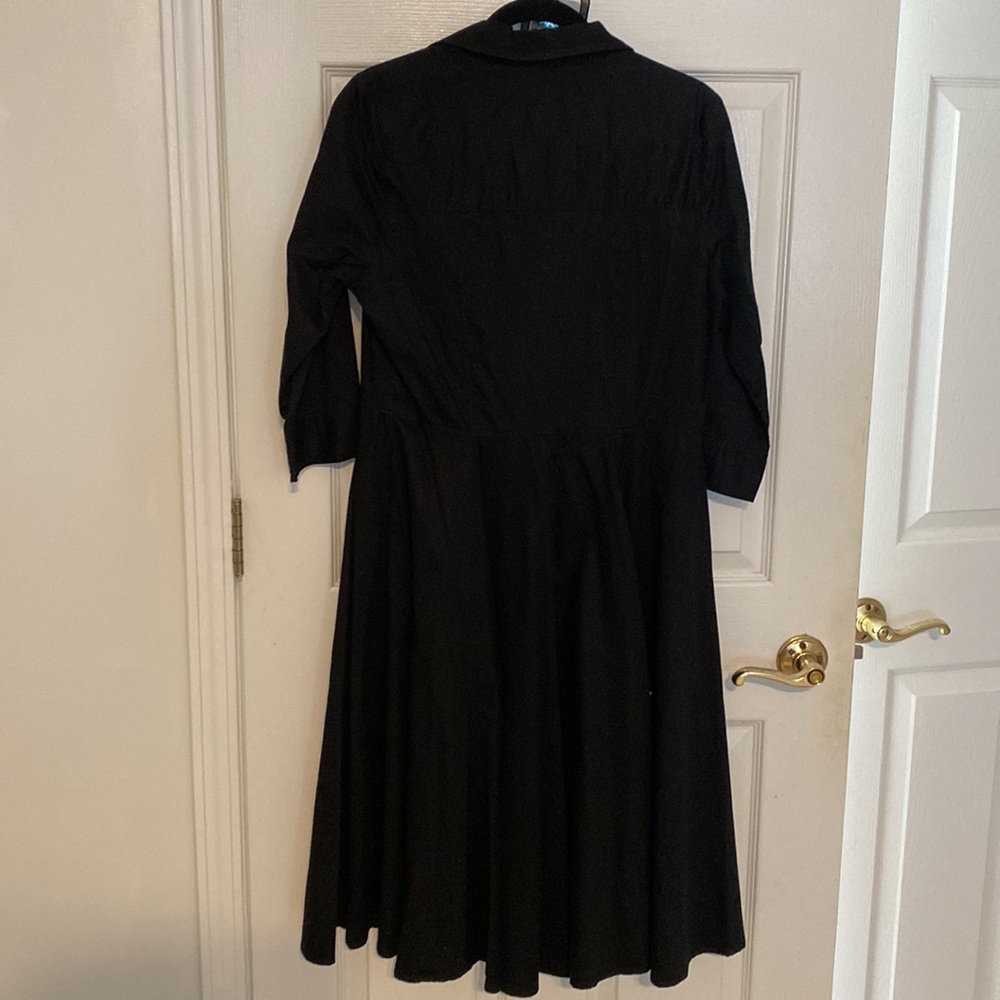 CARMEN black dress size 8. Just gotten out of the cleaners - Picture 2 of 6